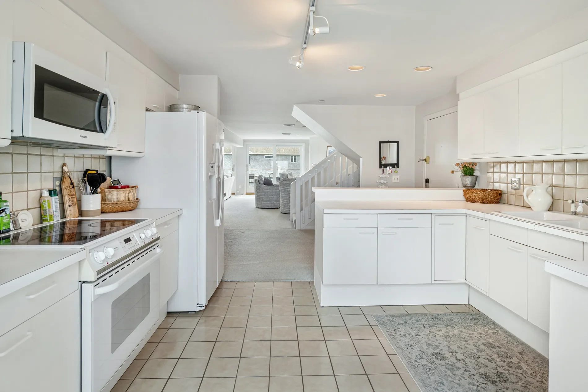 31 Coddington Landing #24, Newport, RI 02840, Newport, Rhode Island, United States. - Photo 32