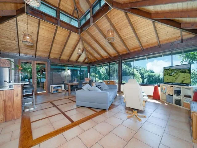 Stunning Balinese-Inspired Home in Volcancito