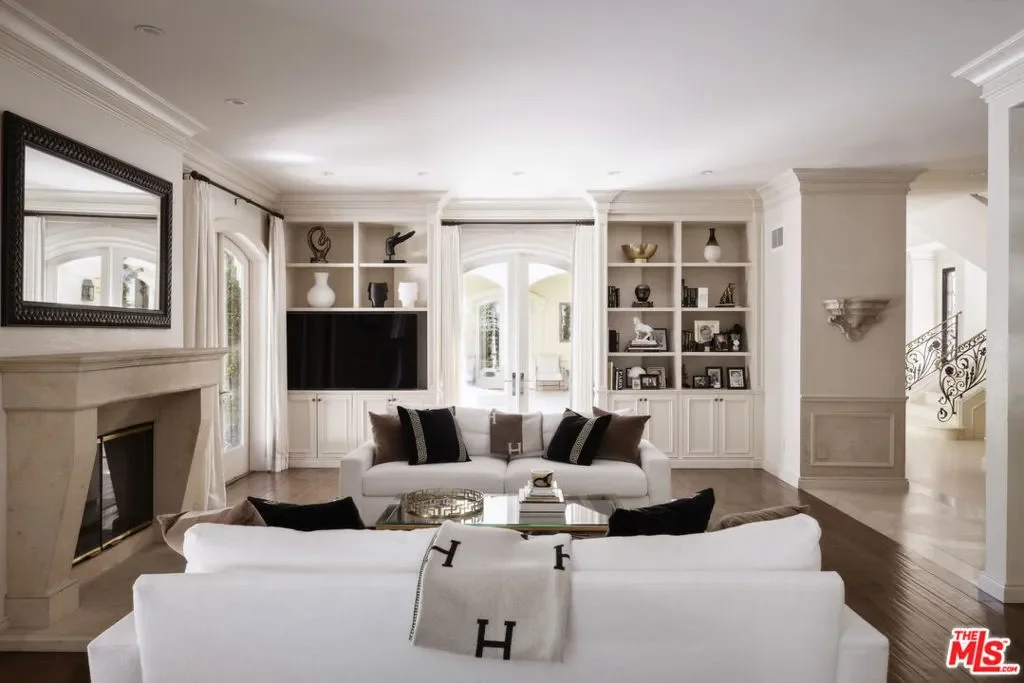 1160 Chantilly Road, Los Angeles, California, United States. - Photo 8