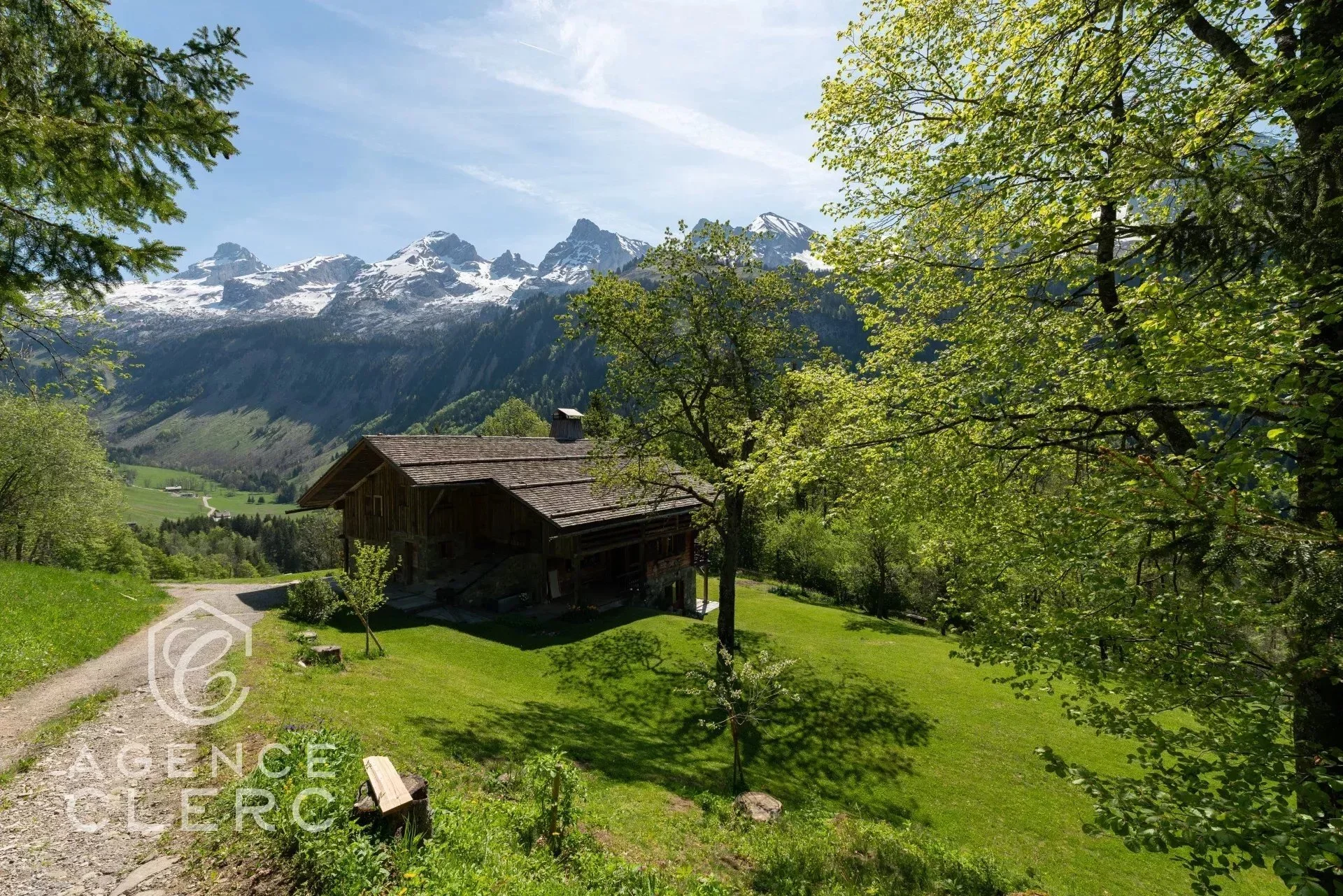 Le Grand-Bornand, Auvergne-Rhône-Alpes, France. - Photo 2