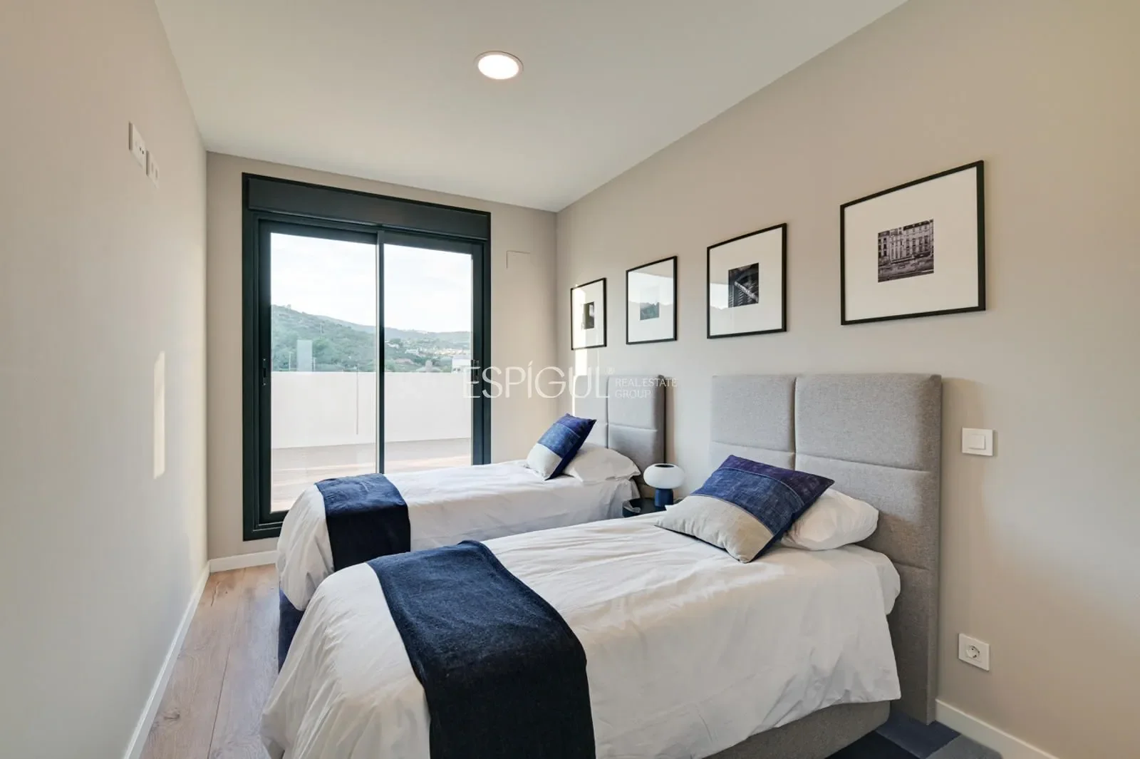 Gallery photo 3