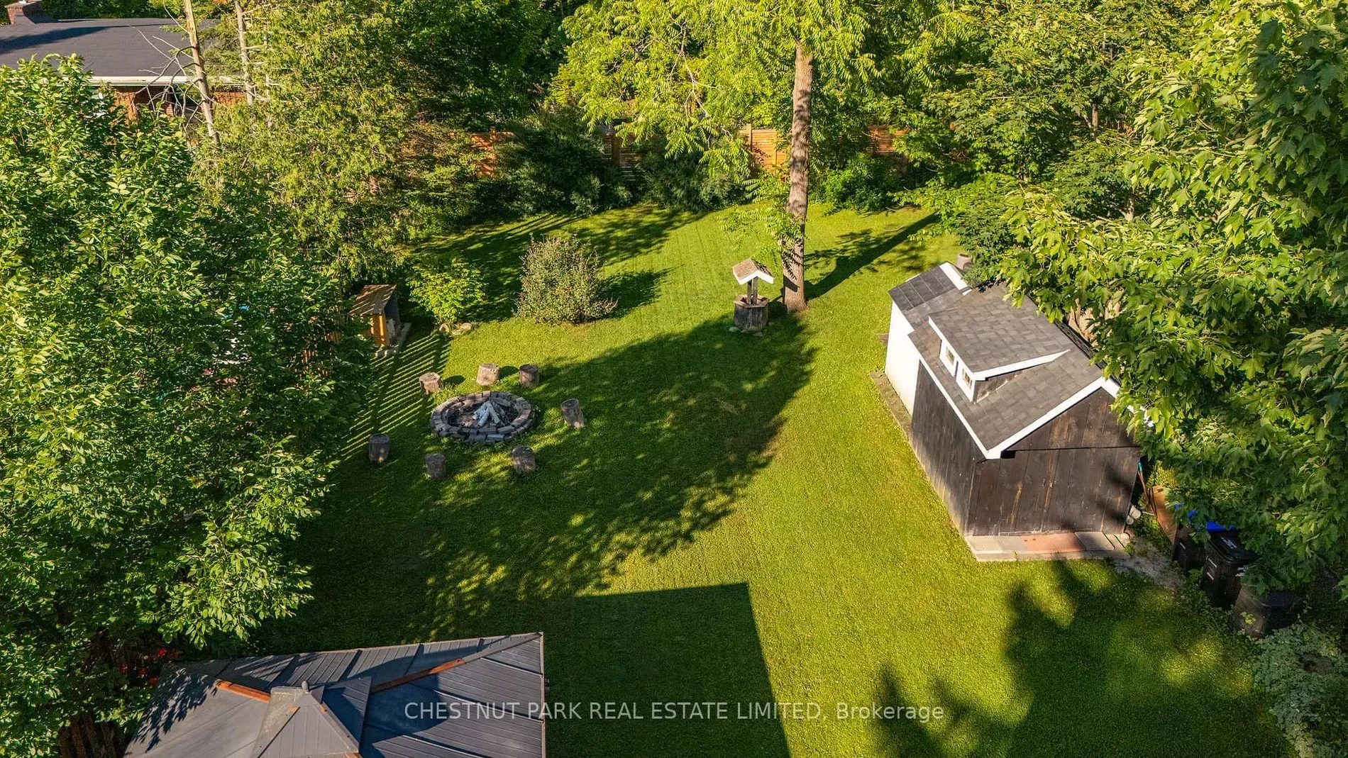Exterior photo 3