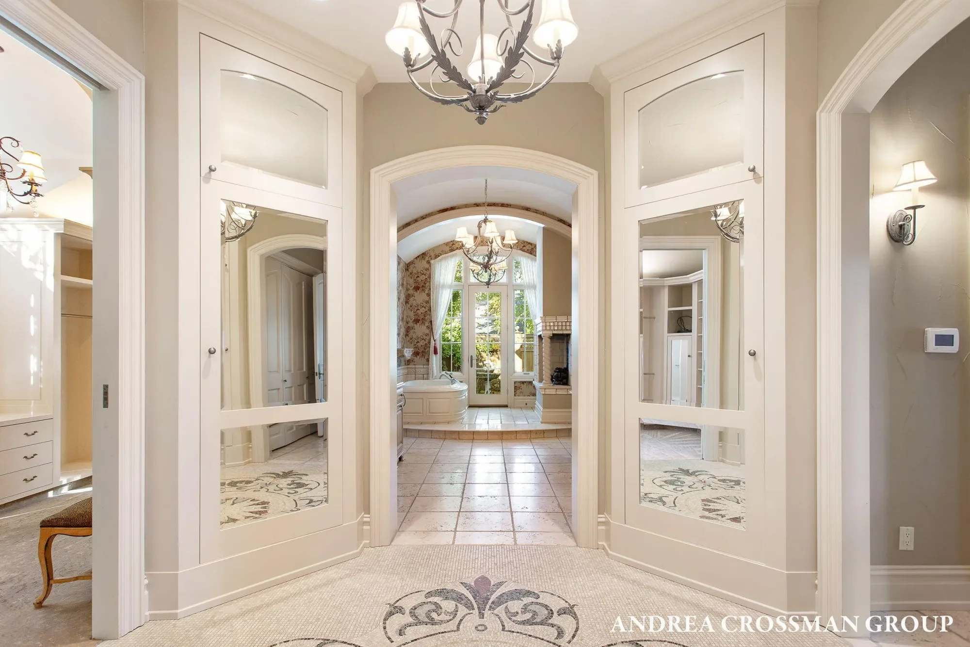 1933 South Shore Drive, Holland, MI 49423, Holland, Michigan, United States. - Photo 39