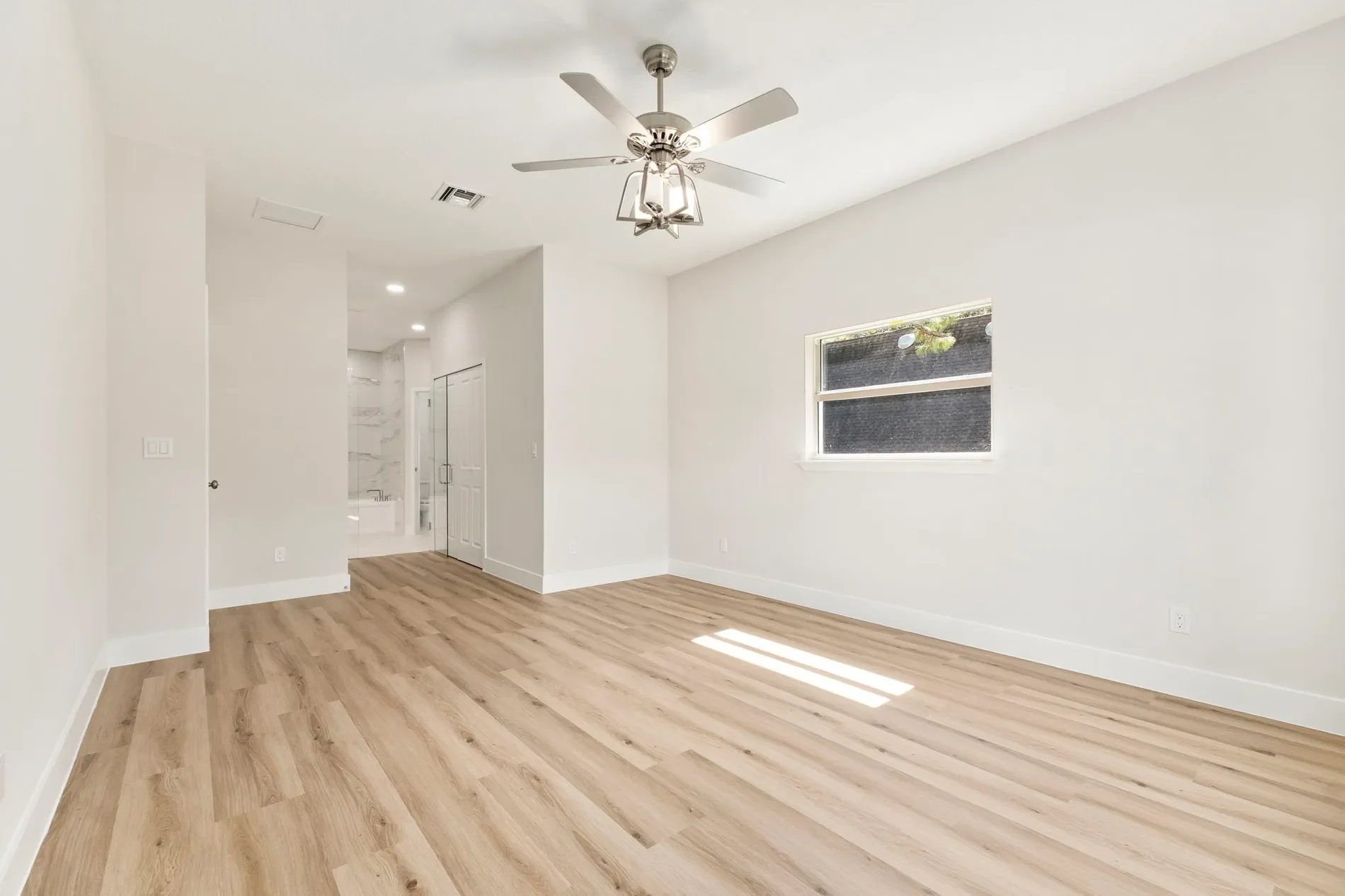 5310 Sunset Boulevard , Fort Pierce, FL 34982, Fort Pierce, Florida, United States. - Photo 23