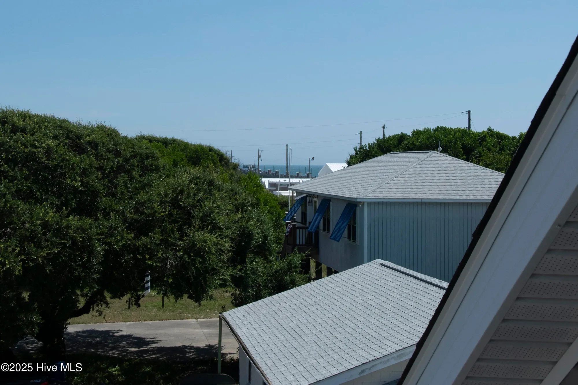 Single Family Residence in Emerald Isle
