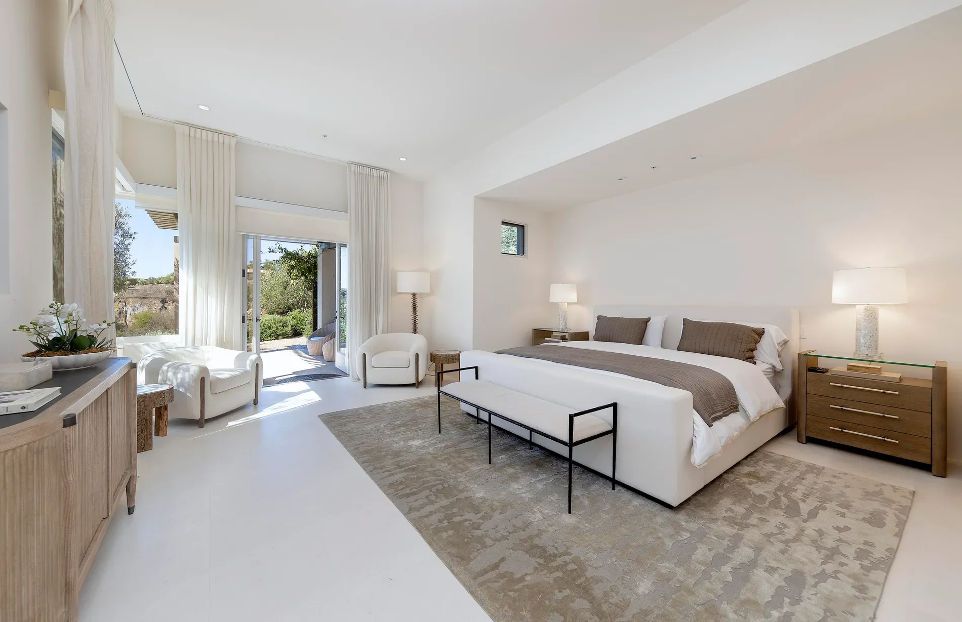 191 E Mountain Drive, Montecito, California, United States. - Photo 8