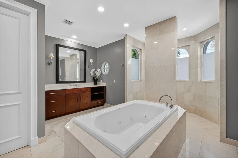 2614 Castilla Isle, Fort Lauderdale, FL, 33301, USA, Fort Lauderdale, Florida, United States. - Photo 2