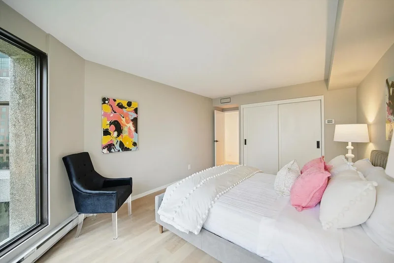 65 Harbour Sq  1110, Toronto, ON M5J 2L4, Toronto, Ontario, Canada. - Photo 2