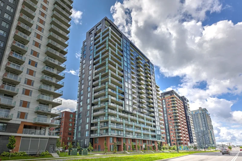 Brossard, Quebec, Canada. - Photo 15