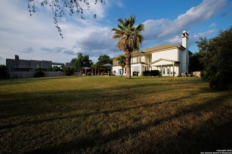 625 Paseo Canada Street, San Antonio, Texas, United States. - Photo 13