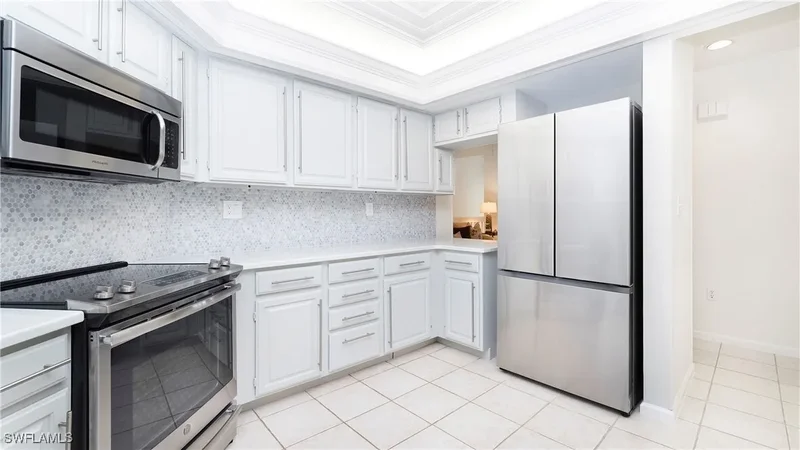 8487 Abbington Circle 1121, Naples, Florida, United States. - Photo 7