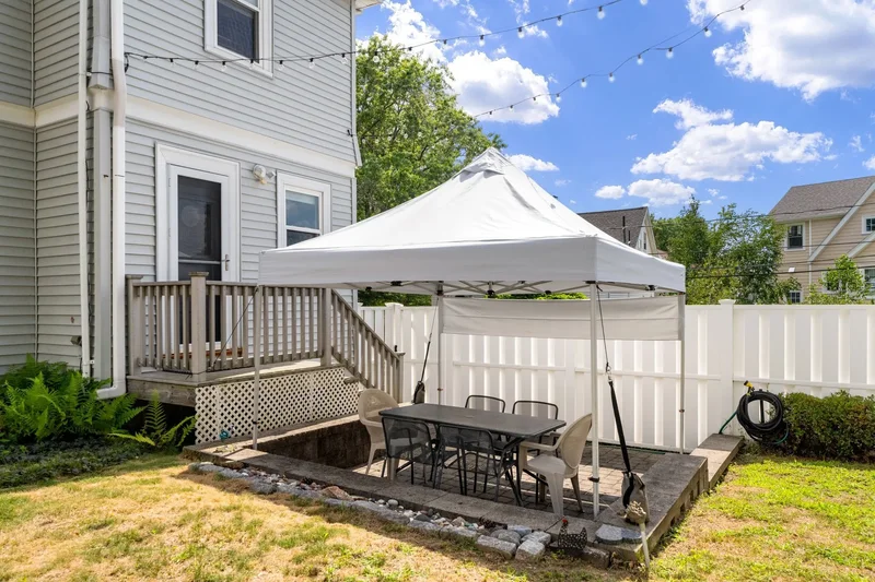 21  Glenmont Road , Boston, MA 02135, Boston, Massachusetts, United States. - Photo 31
