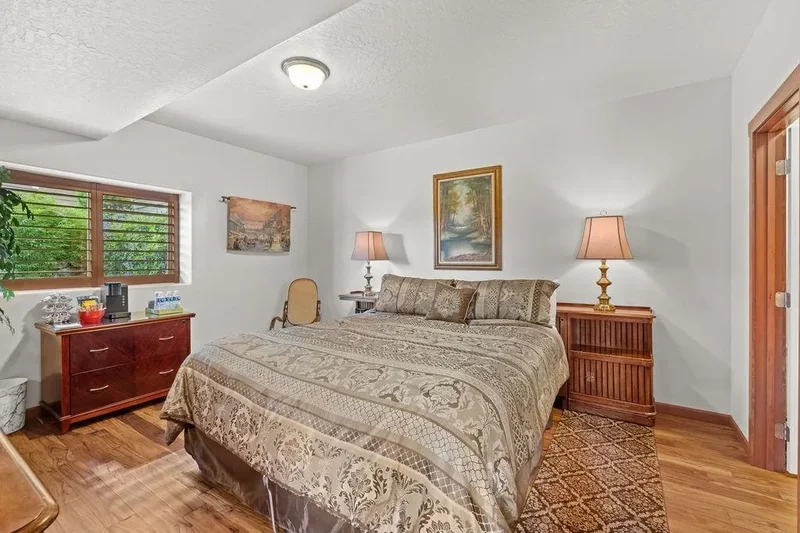 8918 E Clearview Ln, Spokane, WA 99217, Spokane, Washington, United States. - Photo 18
