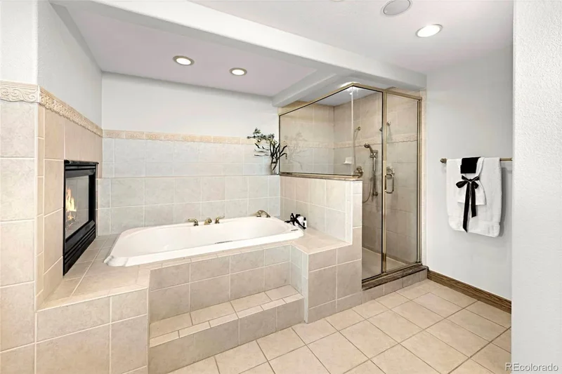 2595 S Harlan Court, Lakewood, Colorado, United States. - Photo 23