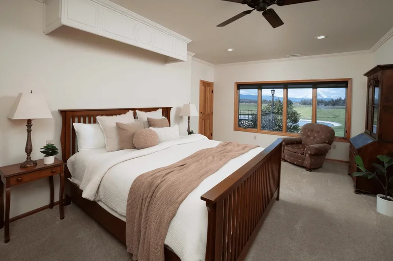 65055 Old Bend Redmond Highway , Bend, OR 97703, Bend, Oregon, United States. - Photo 19