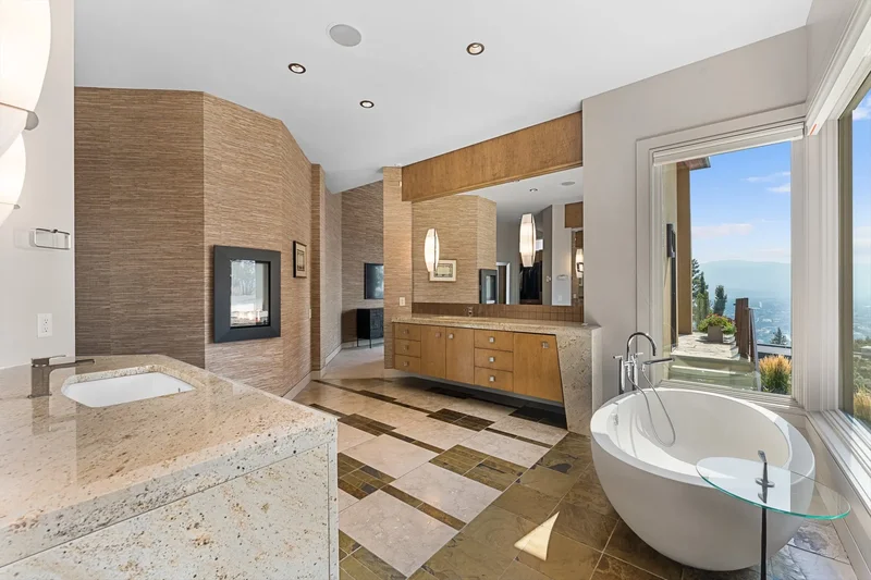 742 Highpointe Place, Kelowna, BC, CANADA, Kelowna, British Columbia, Canada. - Photo 23