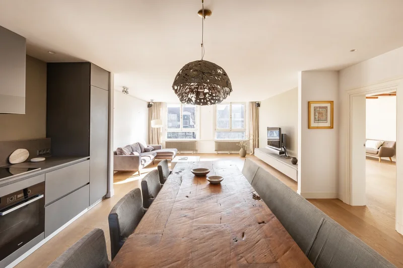 Spacious and charming apartment of 144 m² located on the prestigious Herengracht