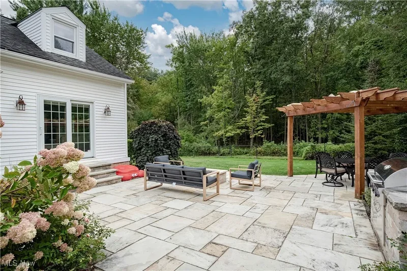 29880 Bolingbrook Road, Pepper Pike, OH 44124, Pepper Pike, Ohio, United States. - Photo 28