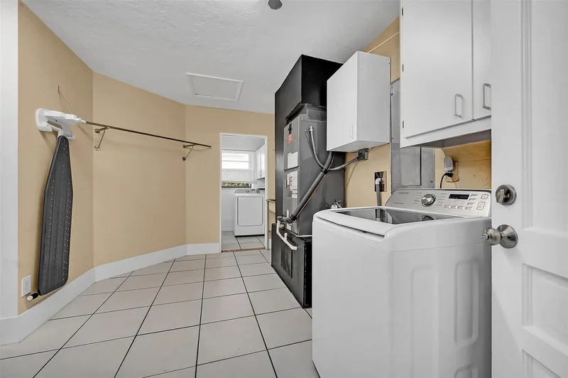 2427 Sea Island Dr, Fort Lauderdale, Florida, United States. - Photo 33