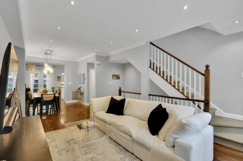 45 Pleasant Blvd, Toronto, ON M4T 1K2, Toronto, Ontario, Canada. - Photo 12