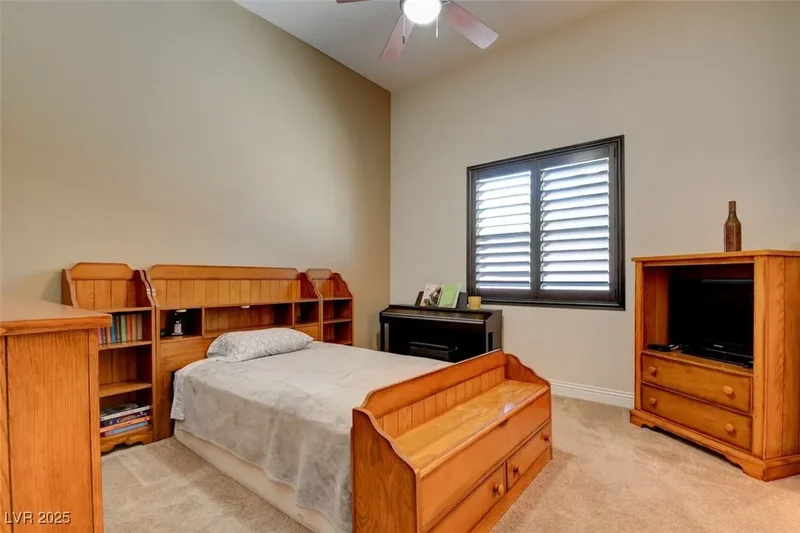 8465 Picket Ridge Court, Las Vegas, Nevada, United States. - Photo 25