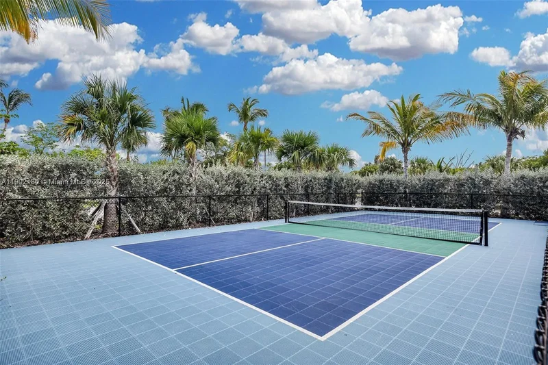 59720 Overseas Hwy #9, Marathon, Florida, United States. - Photo 4