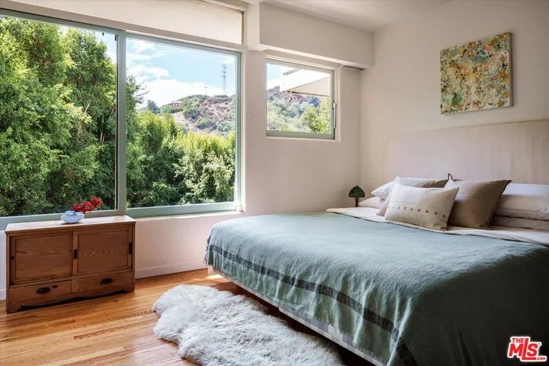 2764 Outpost Drive, Los Angeles, California, United States. - Photo 27