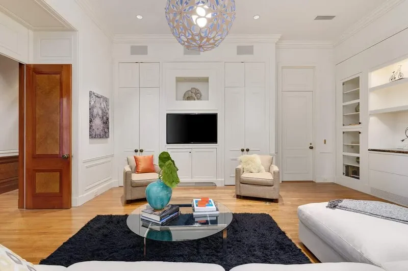 189 E. Lake Shore Drive, #PH18, Chicago, IL, 60611, USA, Chicago, Illinois, United States. - Photo 38