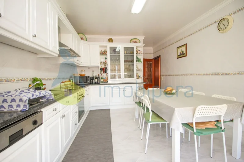 Excellent villa in Albufeira next to Alemão beach