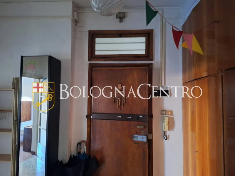 via dell'indipendenza, Bologna, Emilia-Romagna, Italy. - Photo 22