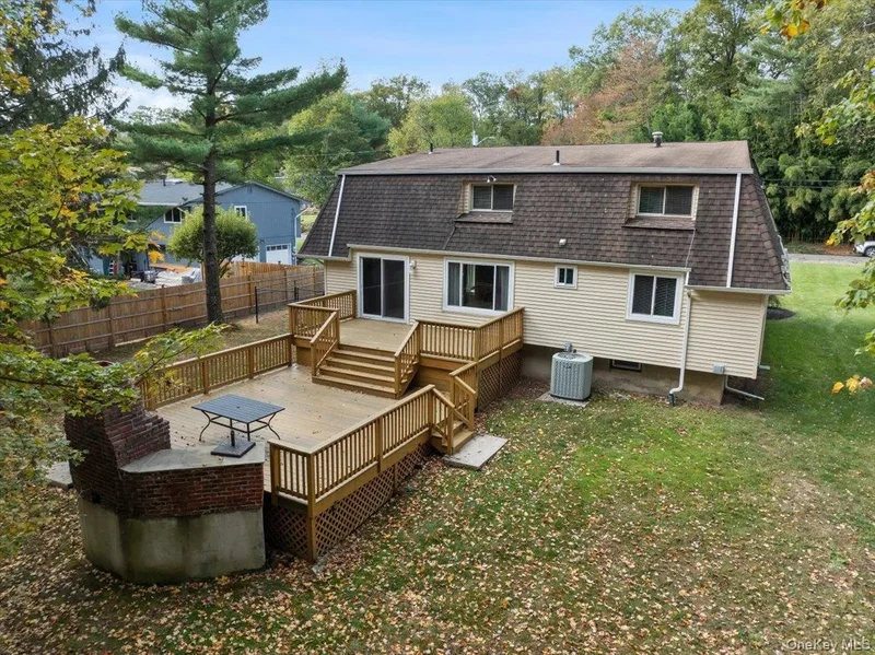 107 Tennyson Drive, Nanuet, NY 10954, Nanuet, New York, United States. - Photo 33