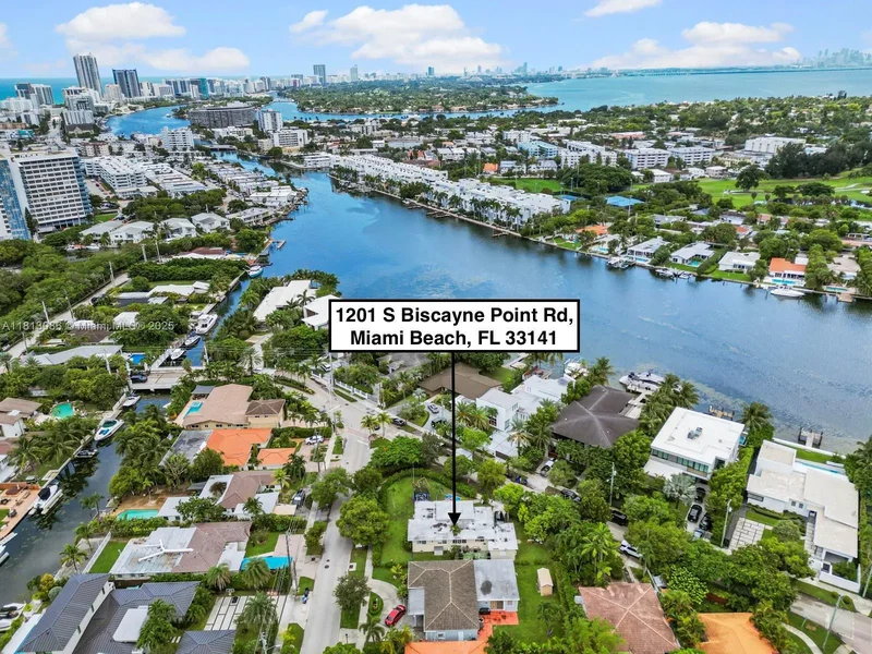 1201 S Biscayne Point Rd, Miami Beach, Florida, United States. - Photo 32