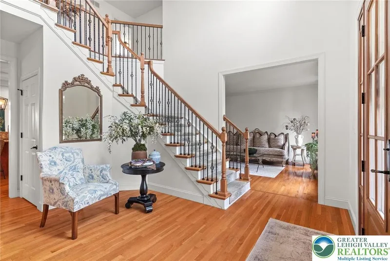 4490 Canterbury Drive, Emmaus Boro, PA 18049, Emmaus, Pennsylvania, United States. - Photo 8