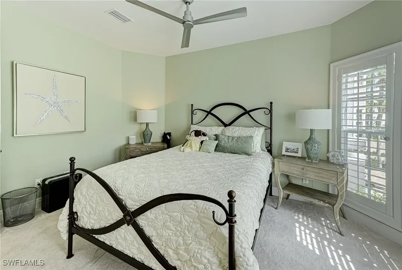 143 Barefoot Circle 5, Bonita Springs, Florida, United States. - Photo 1