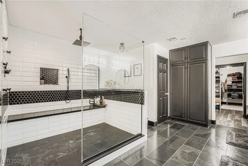 2868 S Tioga Way #0, Las Vegas, NV 89117, Las Vegas, Nevada, United States. - Photo 15