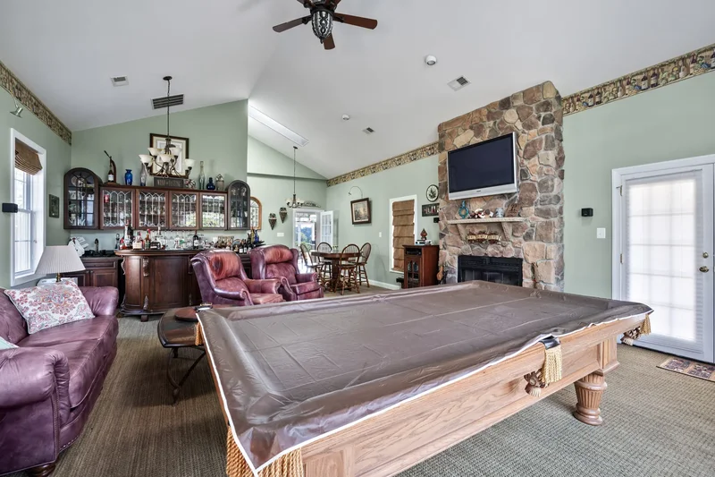 8105 Willboyd Ct, Marshall, VA 20115, Marshall, Virginia, United States. - Photo 7
