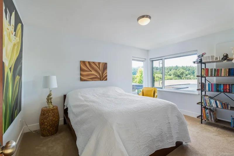 5605 Parker Ave, Saanich, British Columbia, Canada. - Photo 47
