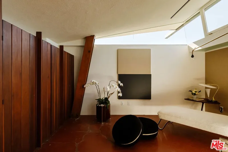 1430 Avon Terrace, Los Angeles, California, United States. - Photo 34