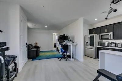 Thumbnail 58