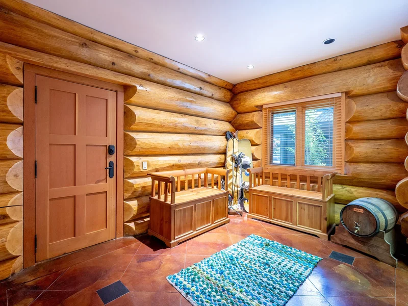 8164 Muirfield Crescent, Whistler, BC, CANADA, Whistler, British Columbia, Canada. - Photo 33