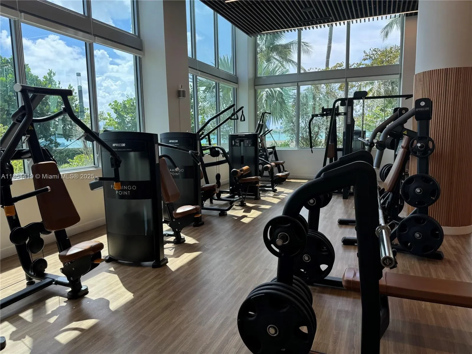1500 Bay Rd, Miami Beach, Florida, United States. - Photo 31