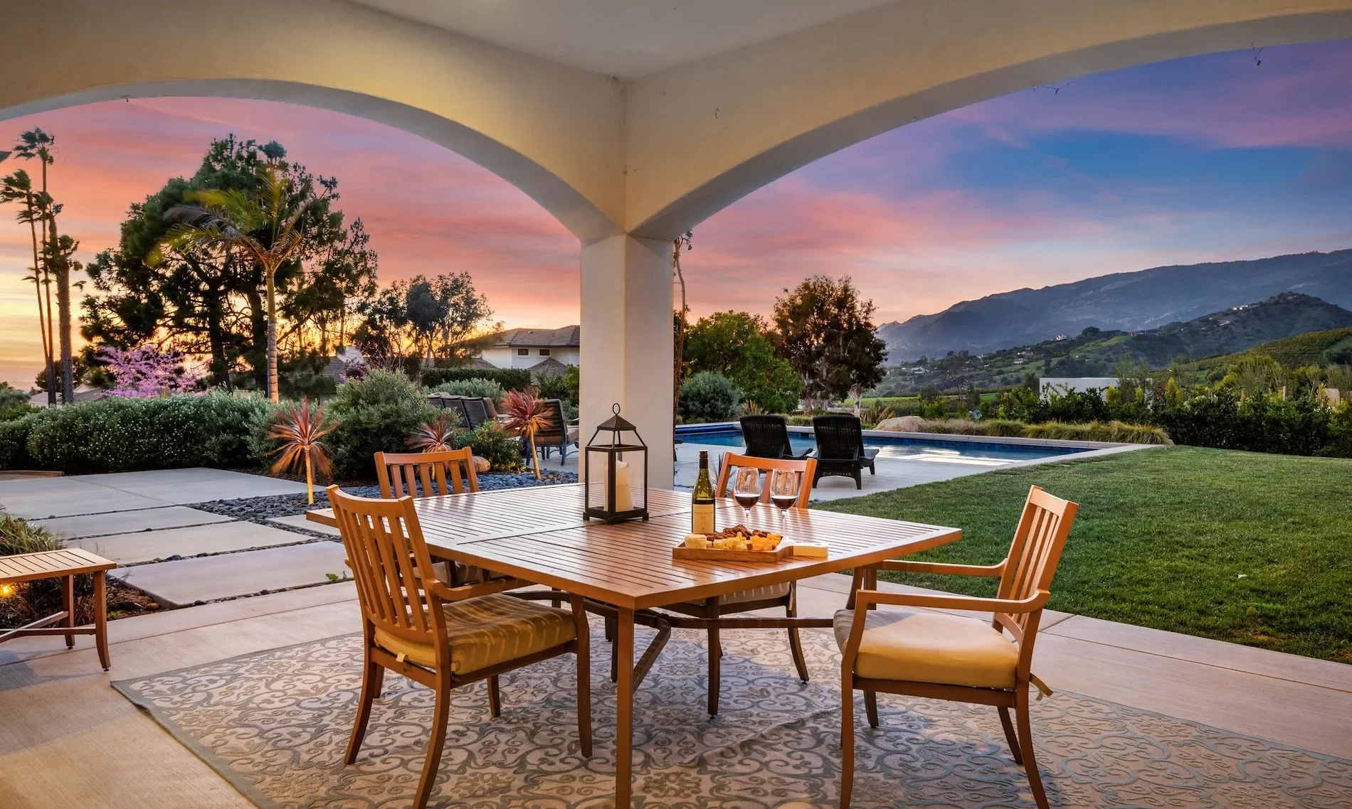 1367 Via Veneto, Santa Barbara, California, United States. - Photo 32