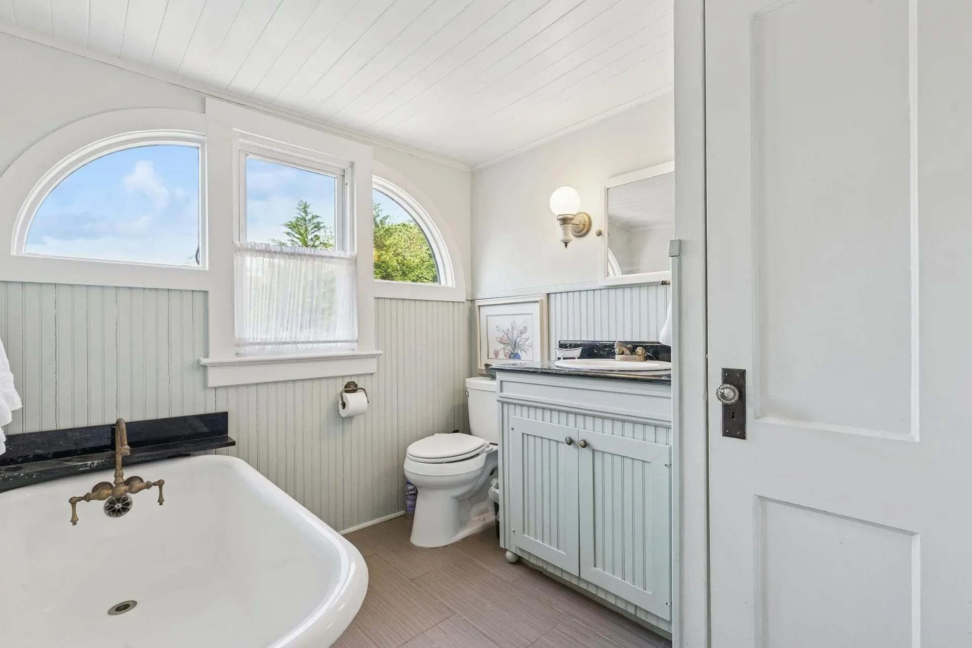 264 Washington Avenue, Jamesport, New York, United States. - Photo 9