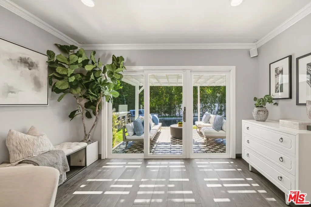 12700 Hortense Street, Los Angeles, California, United States. - Photo 2