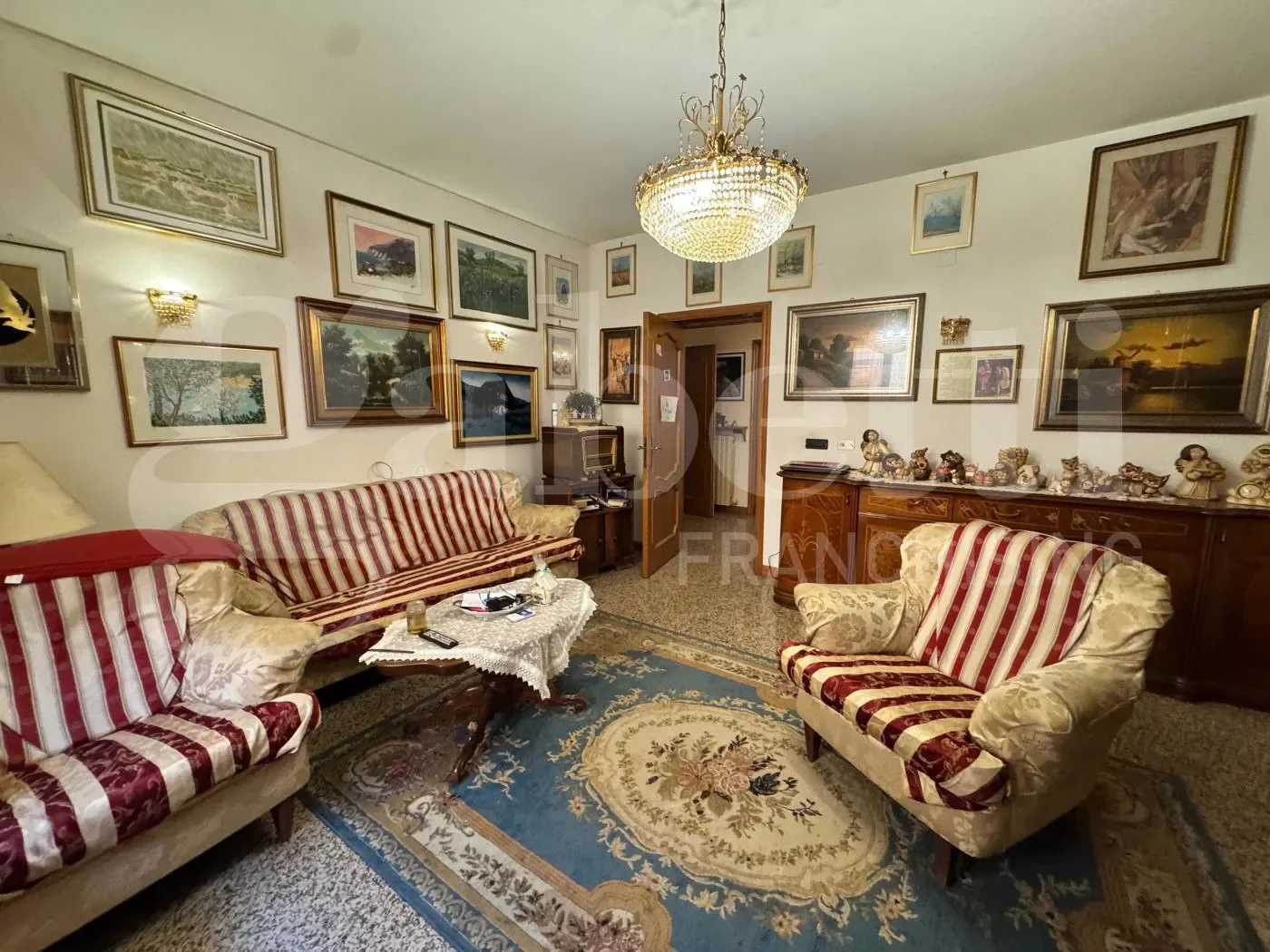 Gallery photo 10