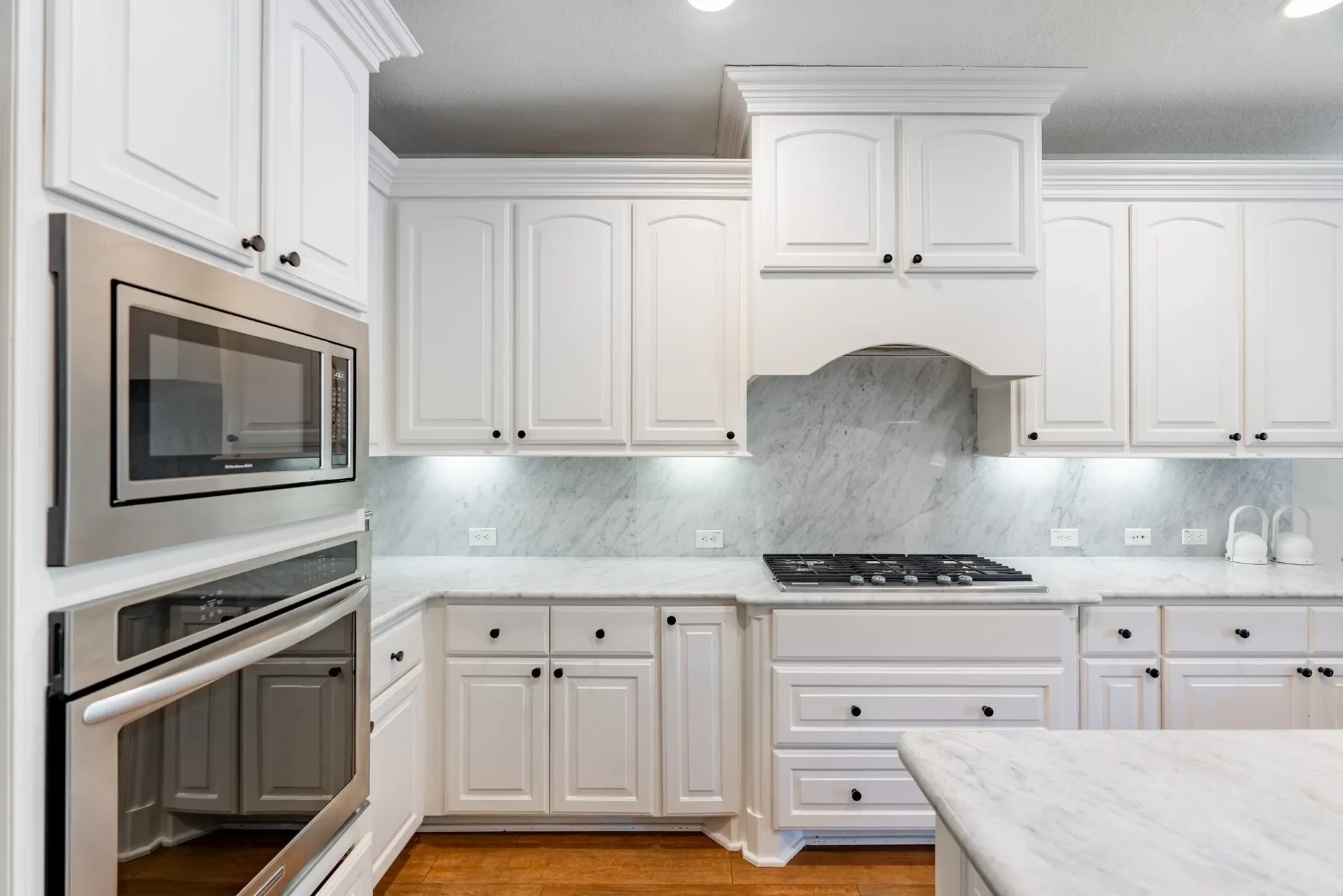 18 Devon Dale Drive, The Woodlands, TX 77375, The Woodlands, Texas, United States. - Photo 9