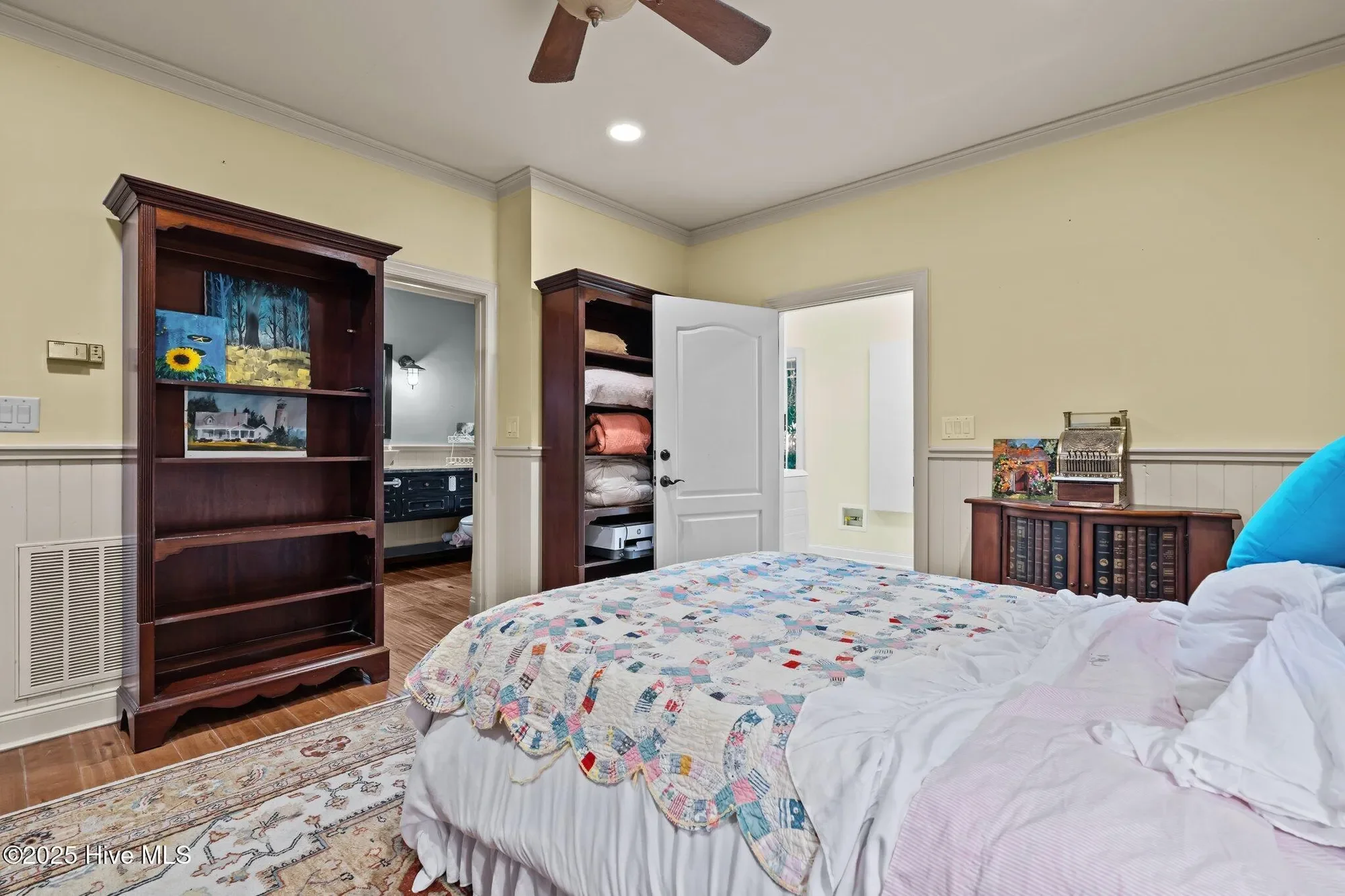 Single Family Residence in Seven Lakes