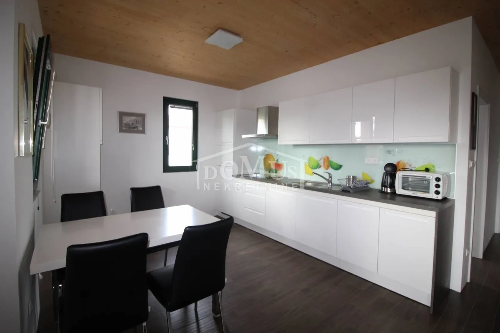 Gallery photo 11