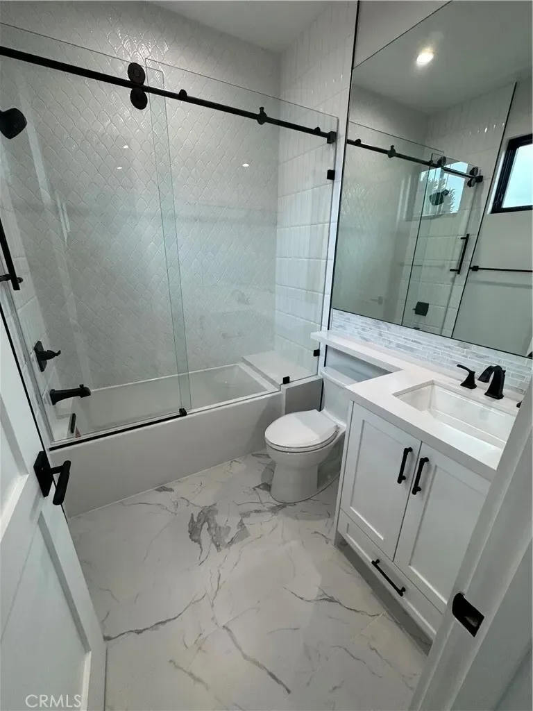 1612 Gates Avenue, Manhattan Beach, California, United States. - Photo 31