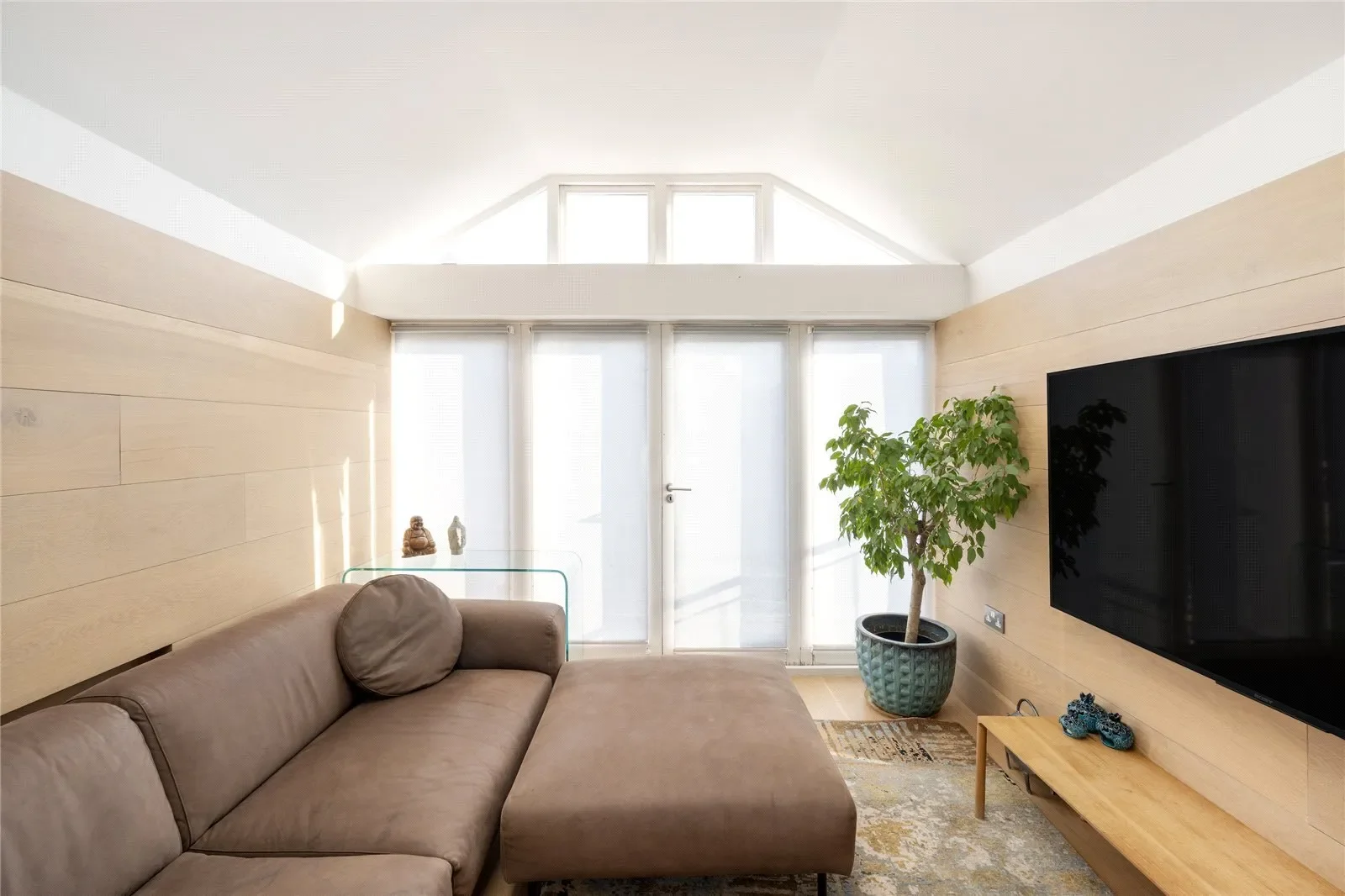 Gallery photo 12